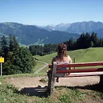 Alpengasthof Brueggele Estalagem 2*